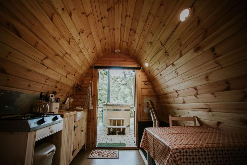 Oak Special Winter Offers - Hot Tub & Log Burner Apartment Barmouth Ngoại thất bức ảnh